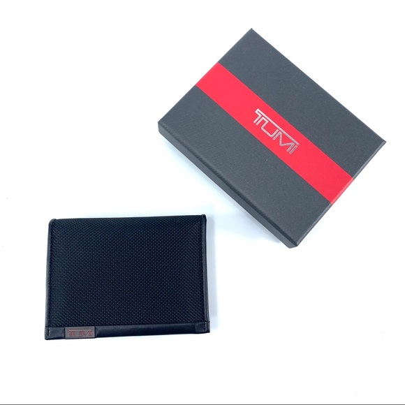 Tumi RFID Blocking L-Fold Wallet with ID Window - Picture 2 of 8